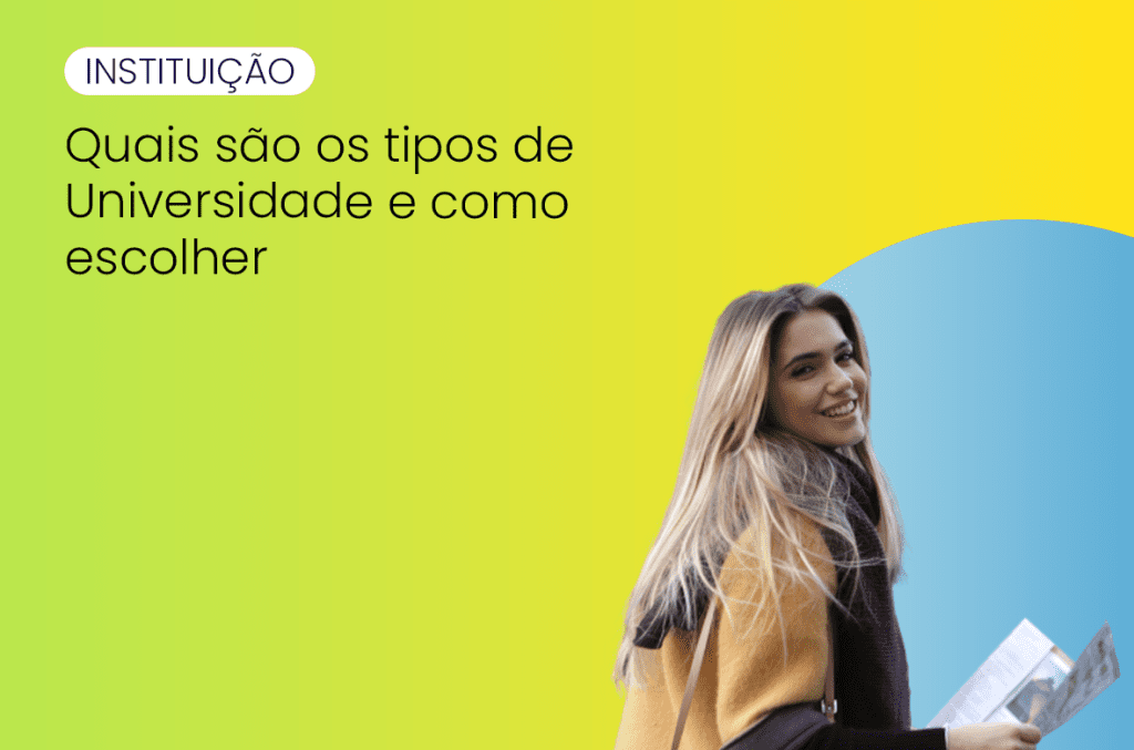 mulher jovem sorrindo com satisfação após ter lido sobre o tema